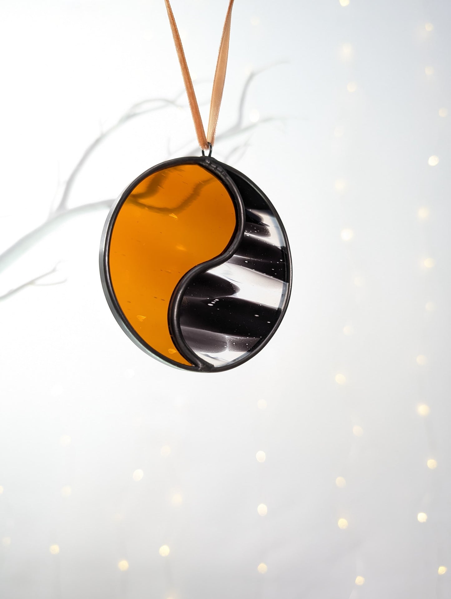 Yin Yang Bauble, Amber