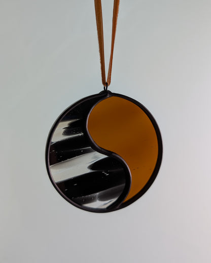 Yin Yang Bauble, Amber